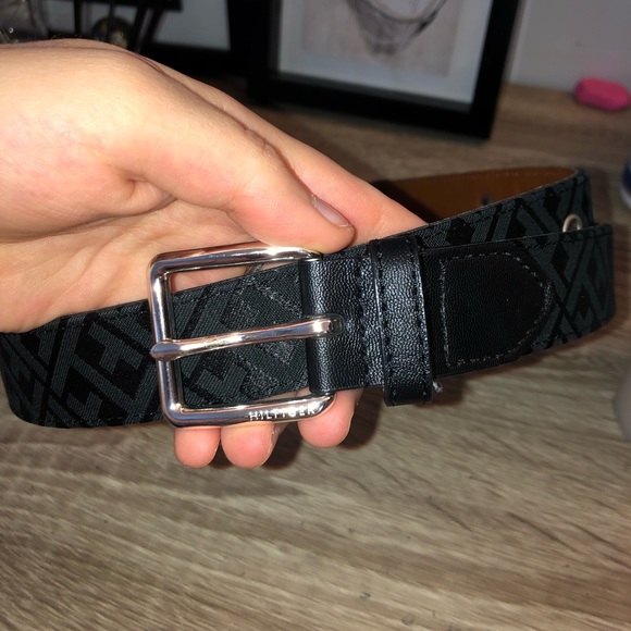Tommy Hilfiger Belt - Picture 1 of 3